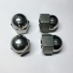 գլխարկի գմբեթով ընկույզներ