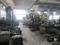 Տաք դարբնոցային մեքենա