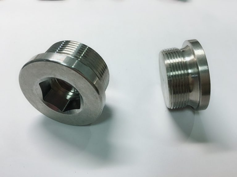 պատվերով պատրաստված չժանգոտվող պողպատ օղակի պտուտակով ss ստեղնաշարի օղակով